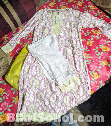 Girls dress